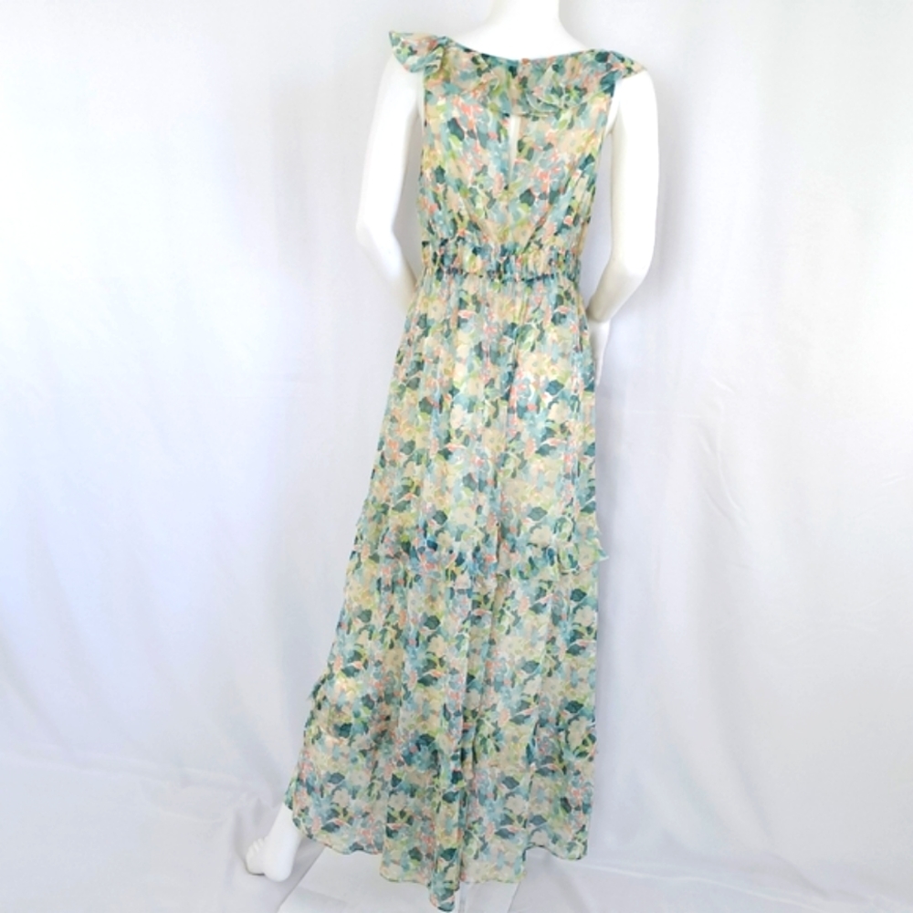 Chelsea & Violet Floral Tiered Maxi Dress in Light Blue and Cream - Picture 8 of 13